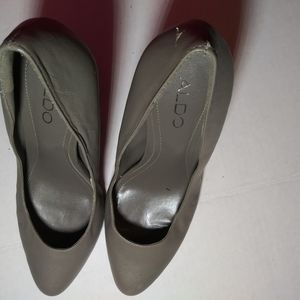 Women Designer Shoes (Gray)